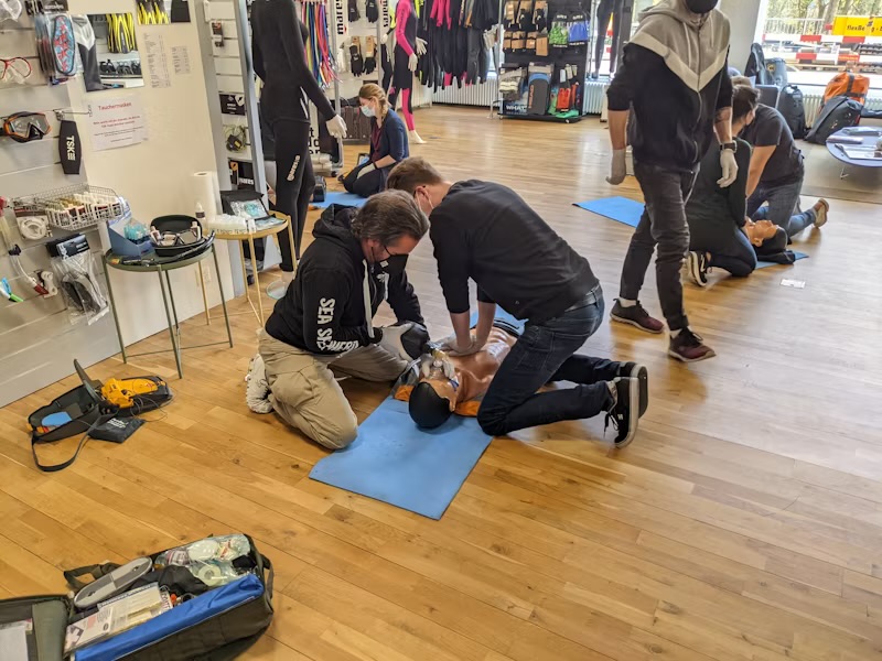 Emergency First Aid at Work Course